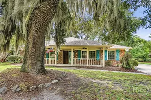 2421 Dolphin Dr, Savannah, GA 31406 - Photo 1