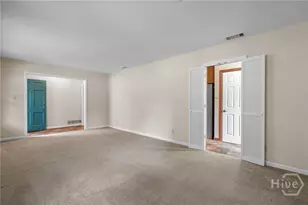 2421 Dolphin Dr, Savannah, GA 31406 - Photo 9