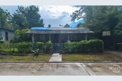242 Eagle Street, Savannah, GA 31415 - Photo 1