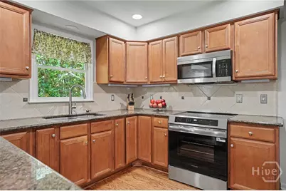 4 Willoughby Lane, Savannah, GA 31411 - Photo 13
