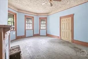 108 W 32nd St, Savannah, GA 31401 - Photo 5