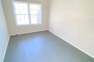 1318 E 53rd St, Savannah, GA 31404 - Photo 9