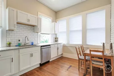 309 W 33rd Street, Savannah, GA 31401 - Photo 11