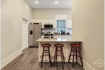 309 W 33rd Street, Savannah, GA 31401 - Photo 23