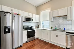 309 W 33rd St, Savannah, GA 31401 - Photo 9