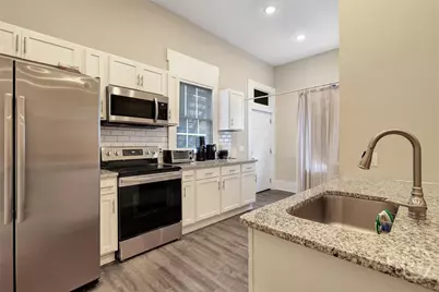 309 W 33rd Street, Savannah, GA 31401 - Photo 25