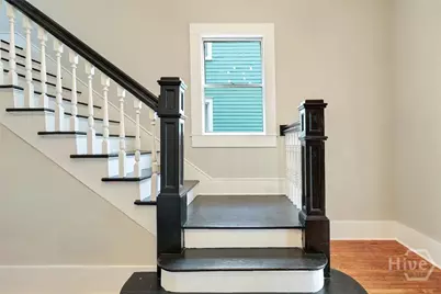 309 W 33rd Street, Savannah, GA 31401 - Photo 5