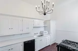 207 E Gwinnett St, Savannah, GA 31401 - Photo 35