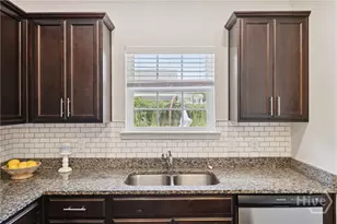 54 Hartland Ct, Savannah, GA 31407 - Photo 11