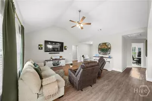605 Fescue Dr, Statesboro, GA 30458 - Photo 7