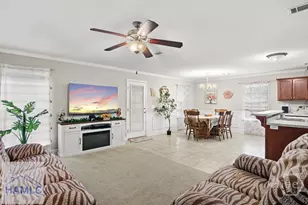 1117 Creekside Cir, Hinesville, GA 31313 - Photo 3
