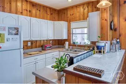 836 E Henry Street, Savannah, GA 31401 - Photo 15