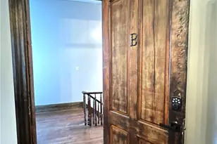 2313 Whitaker St, Savannah, GA 31401 - Photo 13
