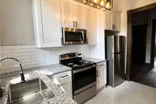 2313 Whitaker St, Savannah, GA 31401 - Photo 7