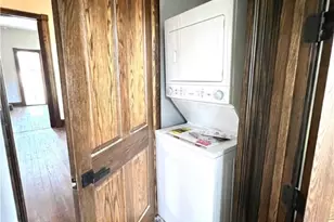 2313 Whitaker St, Savannah, GA 31401 - Photo 11