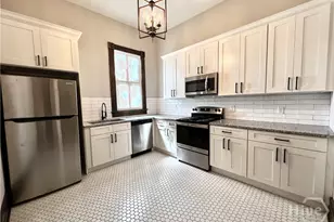 2313 Whitaker St, Savannah, GA 31401 - Photo 15