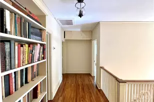 315 E 45th St, Savannah, GA 31405 - Photo 17