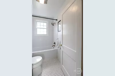2224 E 38th Street, Savannah, GA 31404 - Photo 15