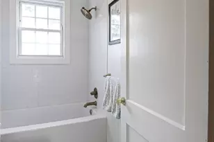 2224 E 38th St, Savannah, GA 31404 - Photo 15
