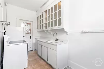 210 E State Street #24, Savannah, GA 31401 - Photo 9