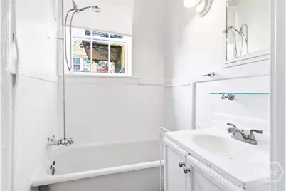 210 E State Street #24, Savannah, GA 31401 - Photo 27