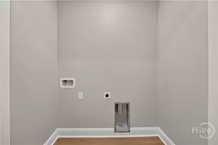 1126 E 56th St, Savannah, GA 31404 - Photo 17