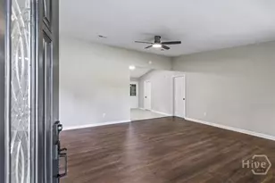 1016 Farr Ct, Hinesville, GA 31313 - Photo 5
