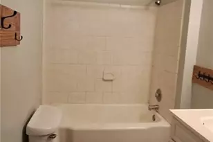 1506 E 33rd St, Savannah, GA 31404 - Photo 7
