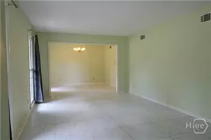 710 Windsor Rd, Savannah, GA 31419 - Photo 7