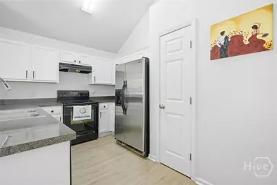 115 S Circle Drive, Savannah, GA 31405 - Photo 11