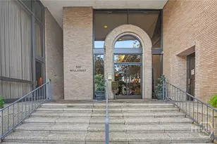 300 Bull St, Savannah, GA 31401 - Photo 3