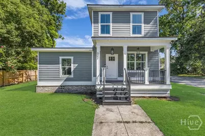 802 W 44th Street, Savannah, GA 31405 - Photo 1