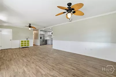 206 Port Royal Drive, Savannah, GA 31410 - Photo 11