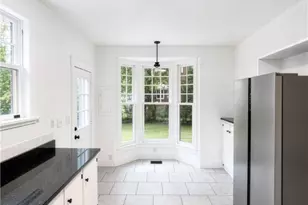 602 E 50th St, Savannah, GA 31405 - Photo 17