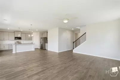 206 Glendale Circle, Richmond Hill, GA 31324 - Photo 5