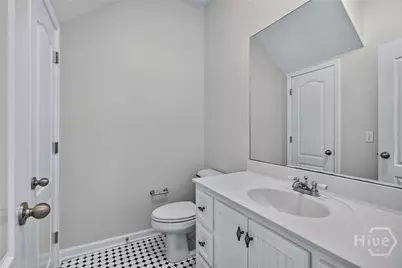425 E 31st Street, Savannah, GA 31401 - Photo 15