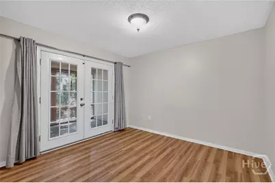 401 N Cromwell Road #R8, Savannah, GA 31410 - Photo 11