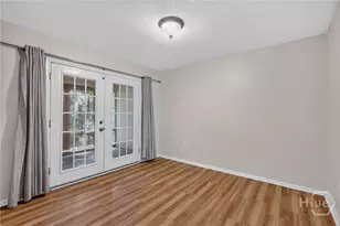 401 N Cromwell Rd, Savannah, GA 31410 - Photo 11