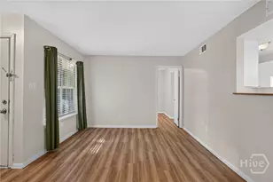 401 N Cromwell Rd, Savannah, GA 31410 - Photo 9