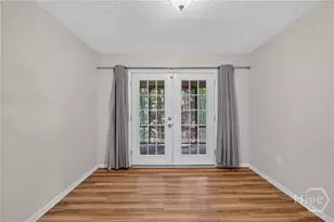 401 N Cromwell Rd, Savannah, GA 31410 - Photo 15