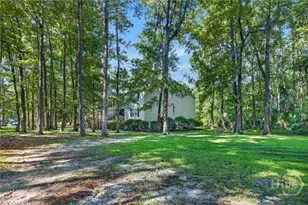401 N Cromwell Rd, Savannah, GA 31410 - Photo 37