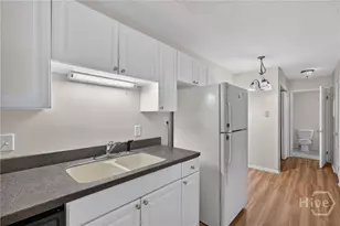 401 N Cromwell Rd, Savannah, GA 31410 - Photo 35