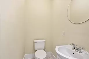 1505 Habersham St, Savannah, GA - Photo 9