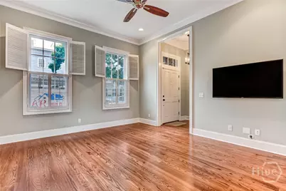 506 E McDonough Street, Savannah, GA 31401 - Photo 5