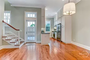 506 E Mc Donough St, Savannah, GA 31401 - Photo 9