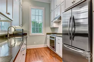 506 E Mc Donough St, Savannah, GA 31401 - Photo 11