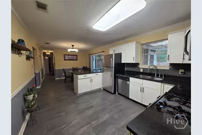 3004 Young Avenue, Savannah, GA 31404 - Photo 17