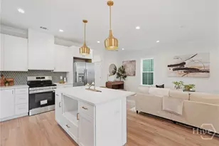 707 E 32nd St, Savannah, GA 31401 - Photo 15