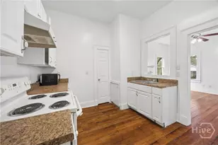 1021 E Bolton St, Savannah, GA 31401 - Photo 23