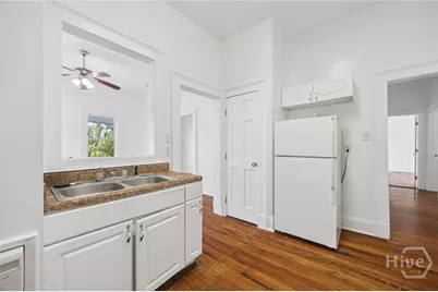 1021 E Bolton Street #A & B, Savannah, GA 31401 - Photo 25